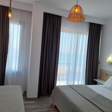 Anxhelos Hotel Himarë Exterior foto