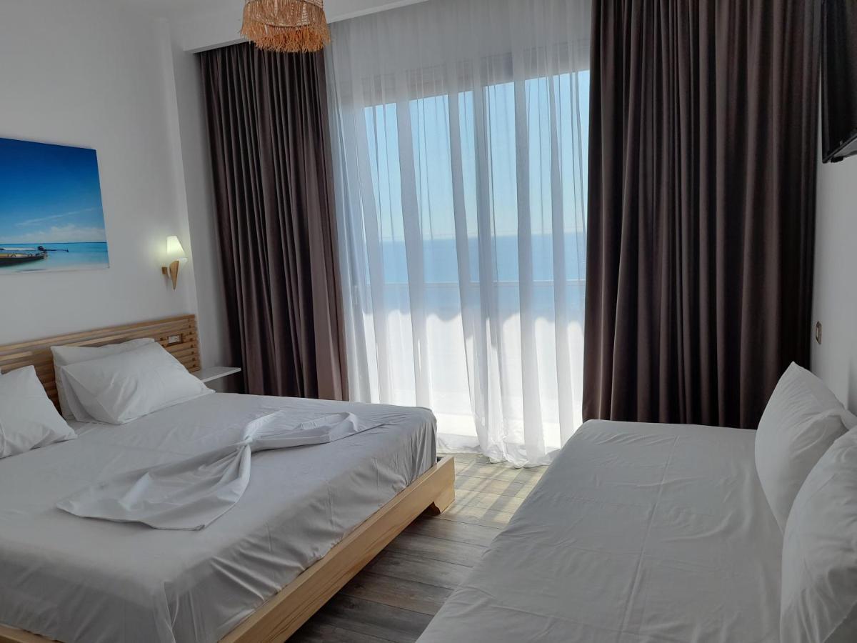 Anxhelos Hotel Himarë Exterior foto